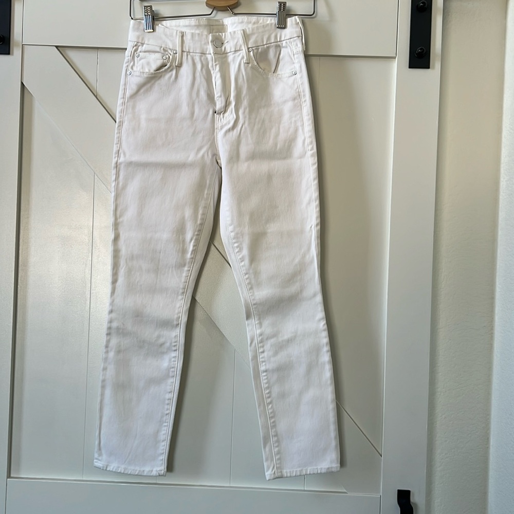 Mother white the looker 26
